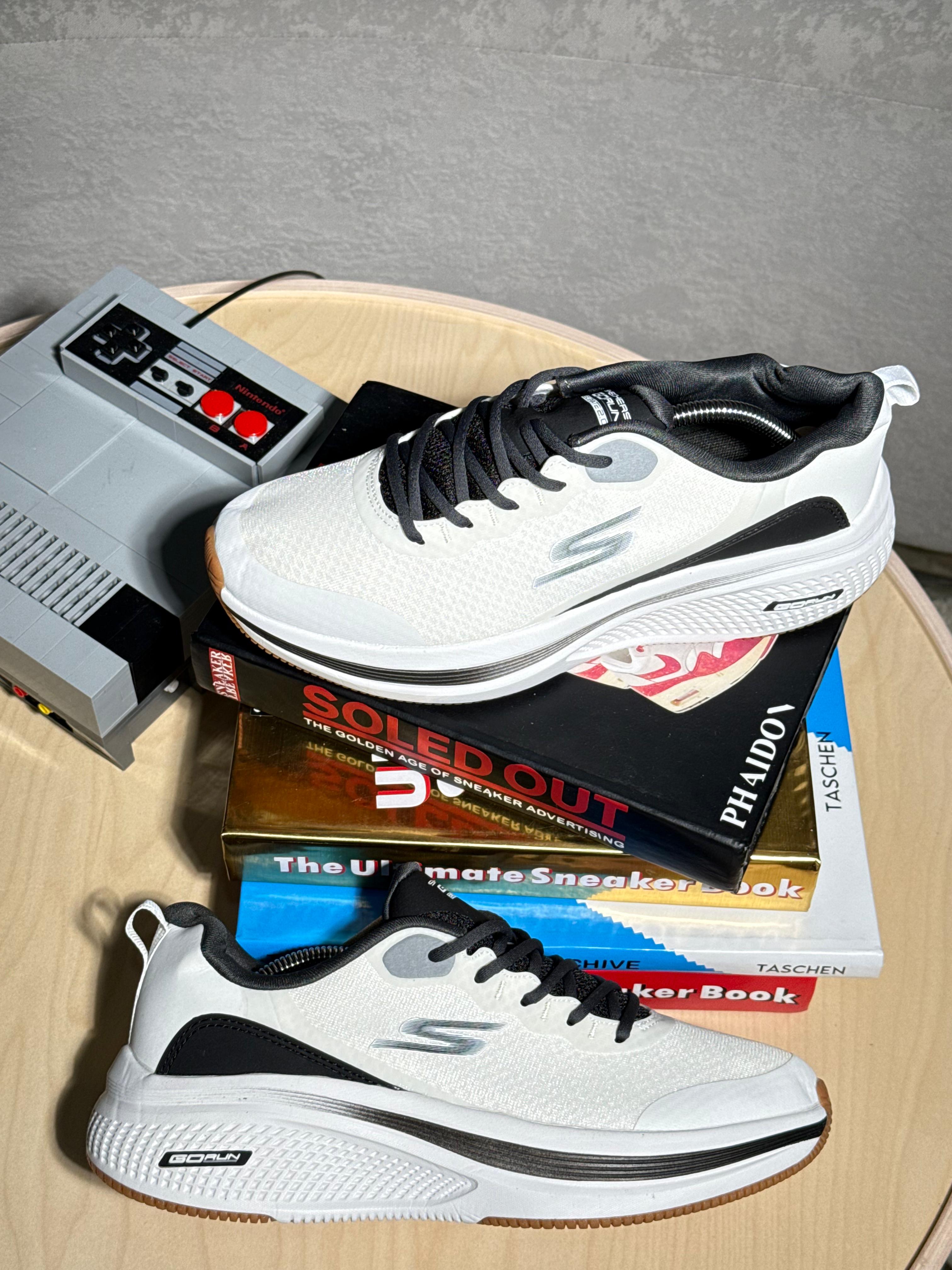 Skechers Go run Elevate 2.0