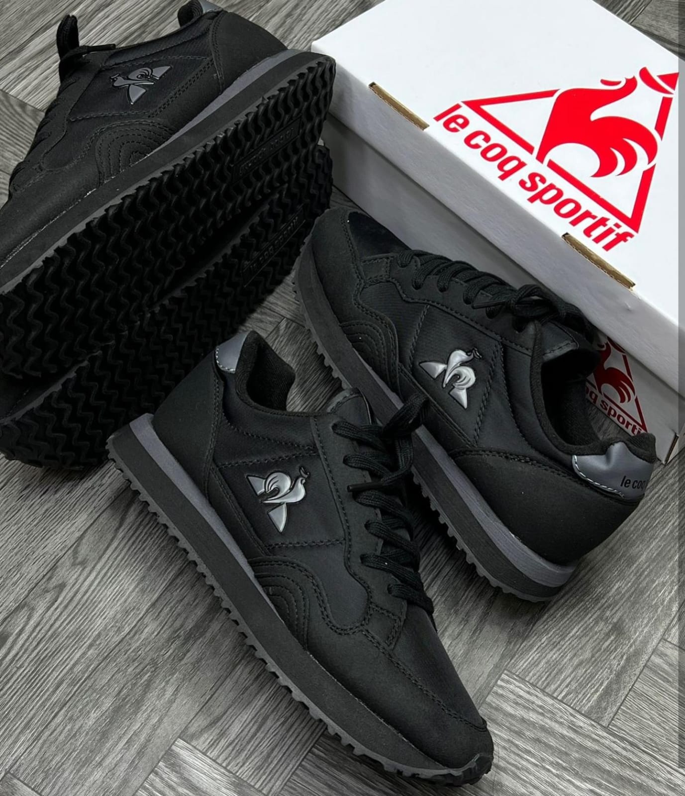 Le Coq Sportif Retro-Running (Black Edition)