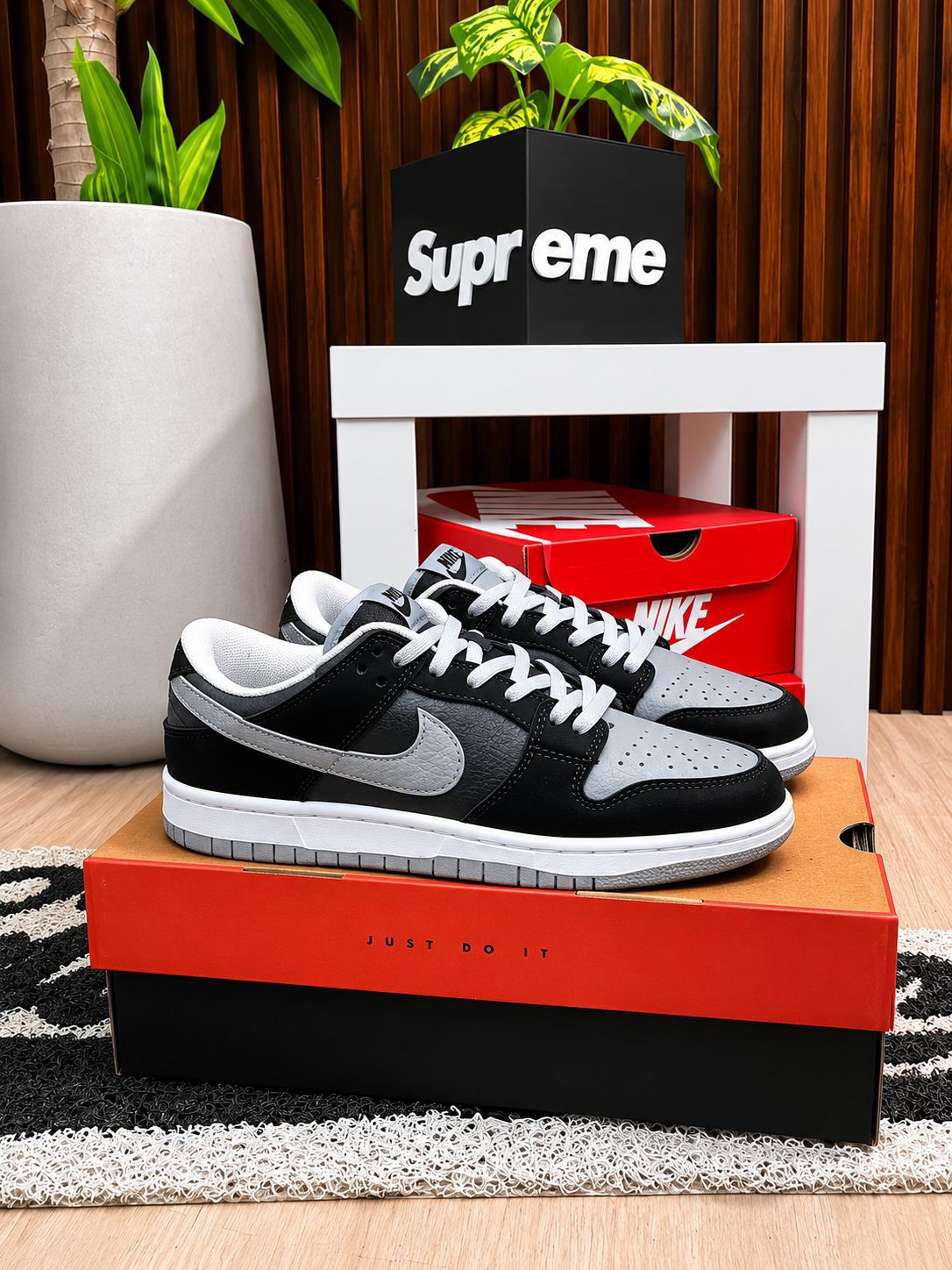 Nike SB Dunk Low 